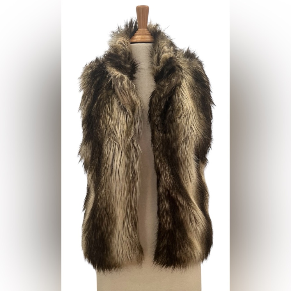 Ci Sono by Cavalini Faux Fox Fur‎ Vest